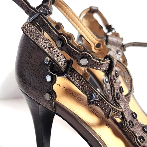 Antonio Melani Women's Stiletto High Heel T Strap Open Toe Gray Sandals. - Picture 9 of 10